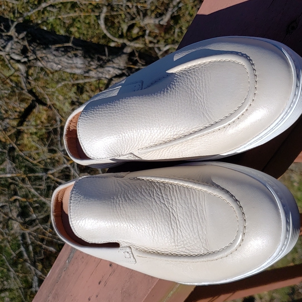 NWOT Driver Club Mocassins